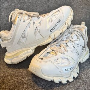 Balenciaga White Casual Sneakers